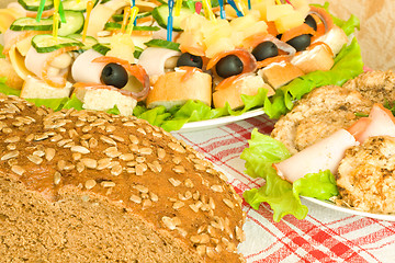 Image showing Bread with seeds, meat and canape