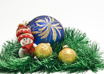 Image showing Plush Christmas toy with three colorful New Year decoration Ball