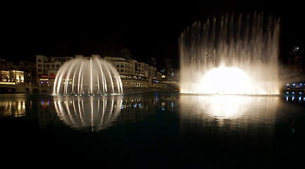 Image showing The Dubai Fountain