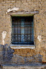 Image showing window,