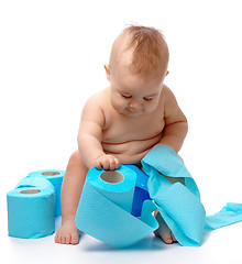 Image showing Child on potty