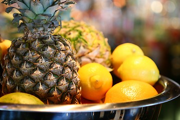 Image showing Ananas and Lemons