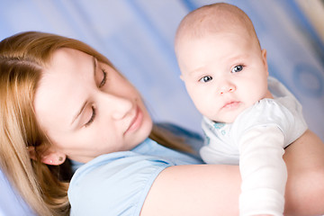 Image showing baby and mother