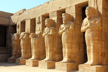 Image showing ancient statues in Luxor karnak temple