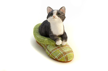 Image showing ceramic cat on a slipper