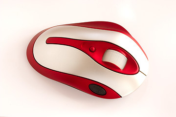 Image showing red and white optical computer mouse