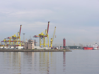 Image showing Cranes in the port