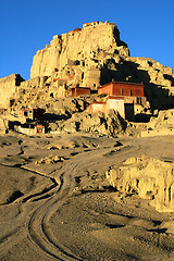Image showing Ancient castle in Tibet