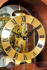 Image showing Analogue clock