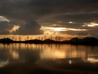 Image showing Sunset Lake