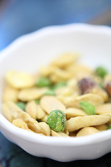 Image showing mixed nuts 