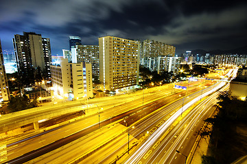 Image showing busy traffic night 