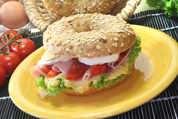 Image showing Bagel with ham and egg