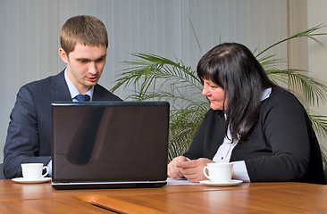 Image showing Businessgroup with laptop