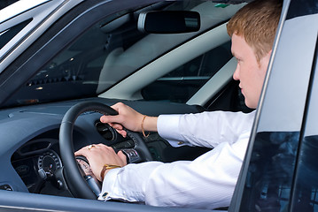 Image showing Driving man