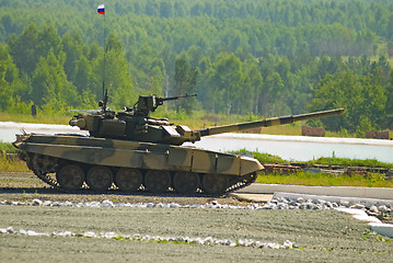 Image showing Tank T-80