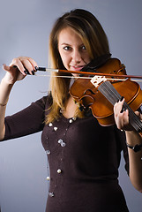 Image showing Girl with violin