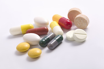 Image showing pills and capsules