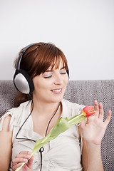 Image showing Girl listen music