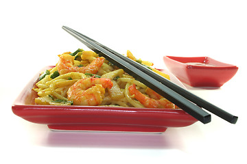 Image showing noodles with Asian prawns