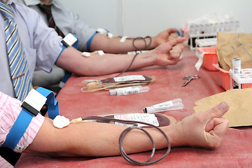 Image showing blood donors in laboratory at donation