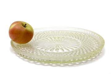 Image showing One apple on the big dish