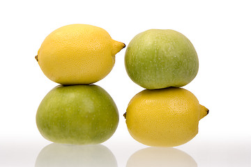 Image showing Lemons and green apples