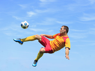 Image showing Acrobatic soccer player