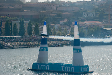 Image showing Michael Goulian (USA) in Red Bull Air Race 2009, Porto, Portugal