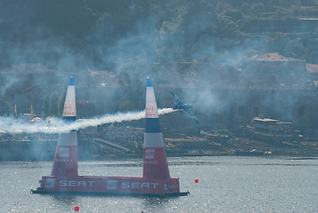 Image showing Michael Goulian (USA) in Red Bull Air Race 2009, Porto, Portugal