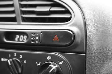 Image showing Car emergency button