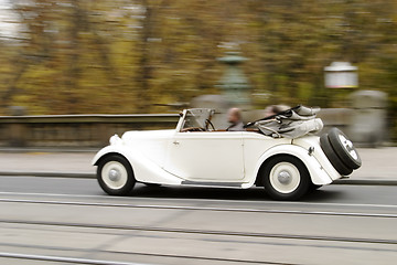 Image showing Tourist Car