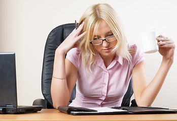 Image showing Portrait of businesswoman with organizer