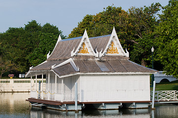 Image showing Royal Floating House at Bang Pa In, Thailand