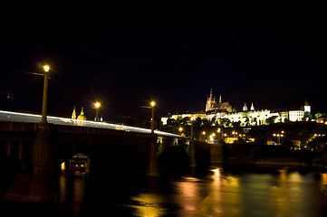 Image showing castle of Prague at night