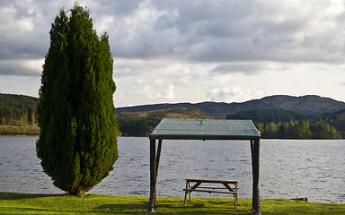 Image showing Picnic table