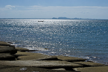 Image showing Susan Hoi Shell Fossil Beach Cemetery