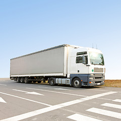 Image showing Lorry