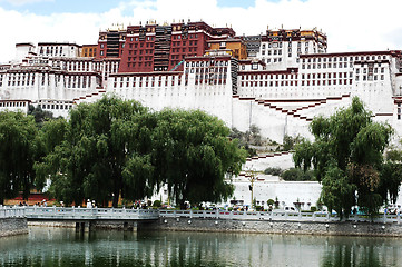 Image showing Potala Palace in Lhasa Tibet