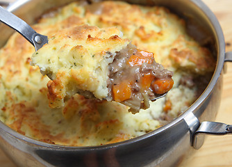 Image showing Shepherds pie on serving spoon