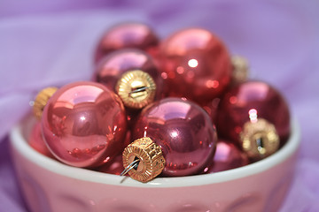 Image showing Pink and purple christmas decorations