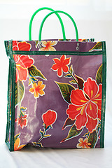 Image showing Purple shopping bag