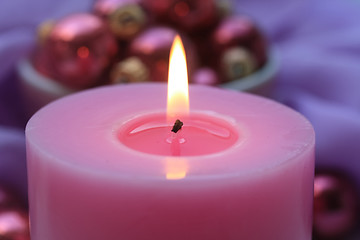 Image showing Pink candle 