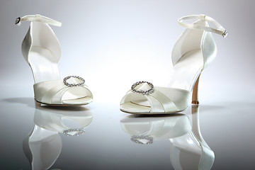 Image showing Elegant wedding shoes