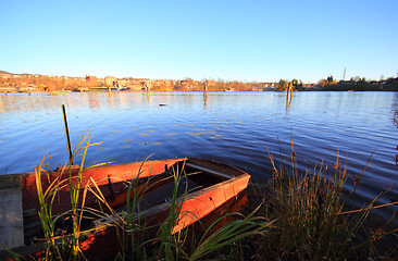 Image showing Small barge in the lake.