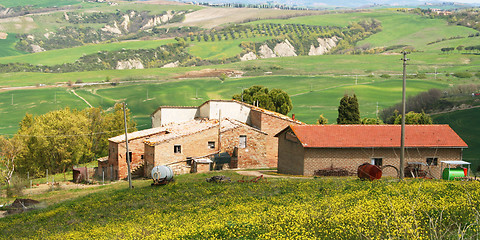 Image showing Italy. House in Tuscany. Val D'Orcia valley