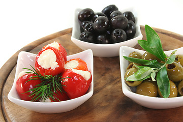 Image showing stuffed peppers and olives