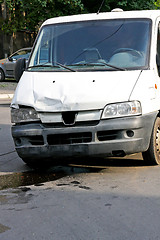 Image showing Van crash