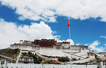 Image showing Potala Palace in Lhasa Tibet