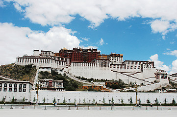 Image showing Potala Palace in Lhasa Tibet